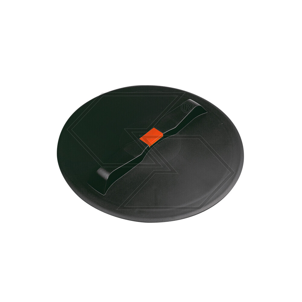 Coperchio per cisterne serie Manta sfiato a 1 labirinto 450 Coperchio per cisterne serie Manta sfiato a 1 labirinto 450