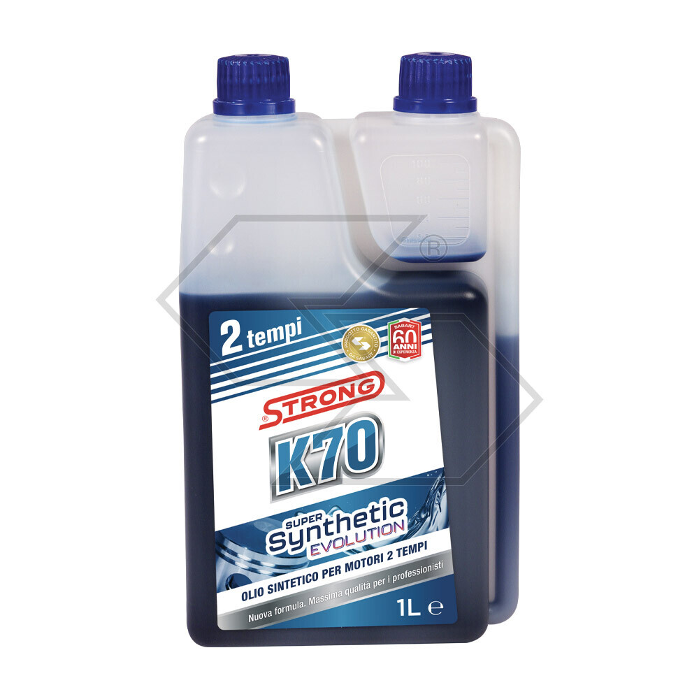 Olio Strong K70 Super Synthetic Evolution sintetico per motori 2T - 1 litro con dosatore Olio Strong K70 Super Synthetic Evolution sintetico per motori 2T - 1 litro con dosatore