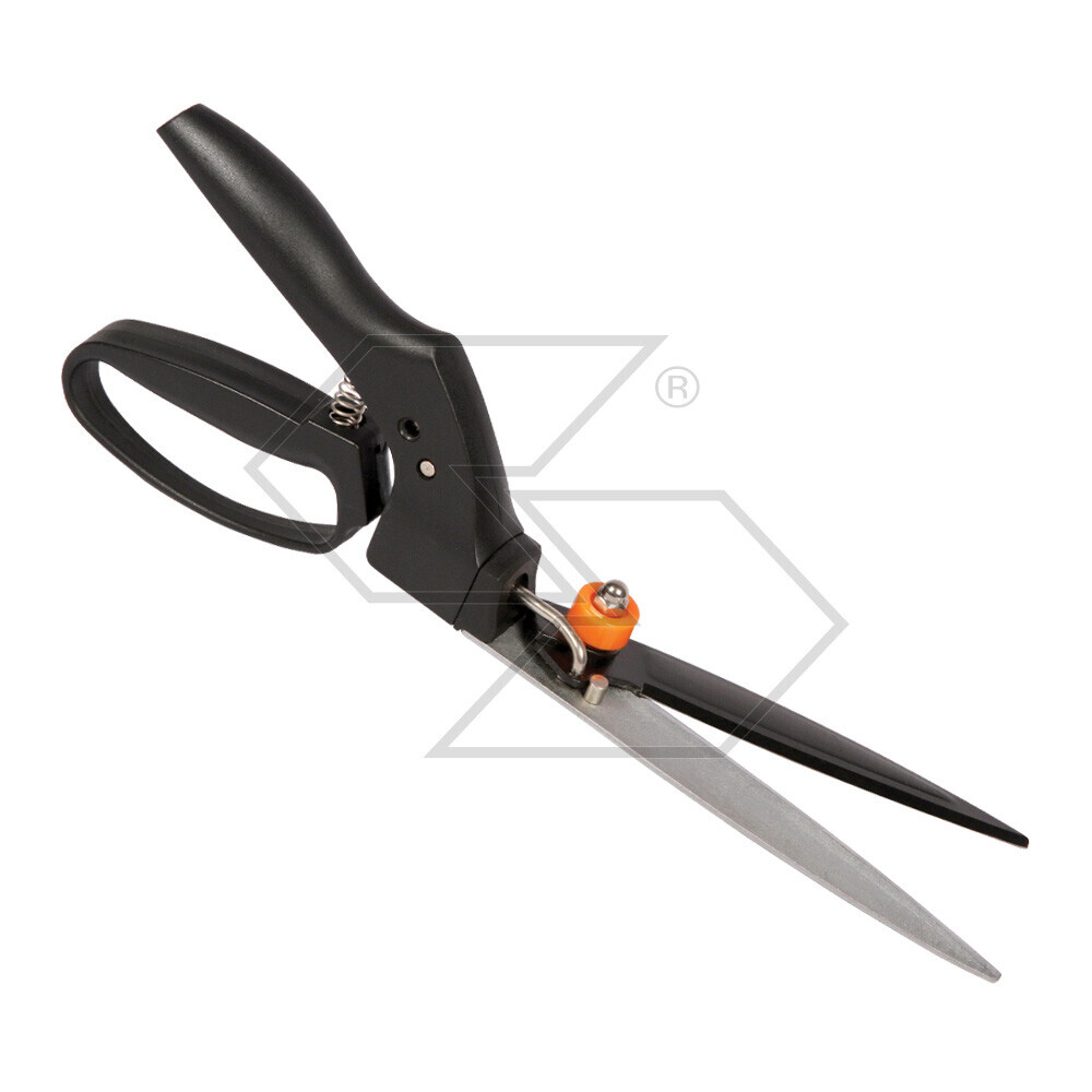 Rotating Grass Shears